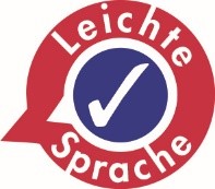 Das Zeichen für Leichte Sprache: ein Haken in einem blauen Kreis, darum die Wörter Leichte Sprache.